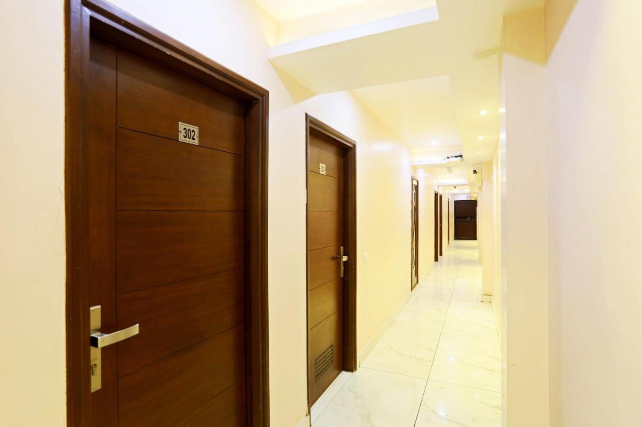 Capital O 23188 Glory Villa New Delhi Bagian luar foto