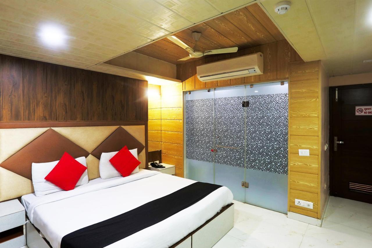 Capital O 23188 Glory Villa New Delhi Bagian luar foto